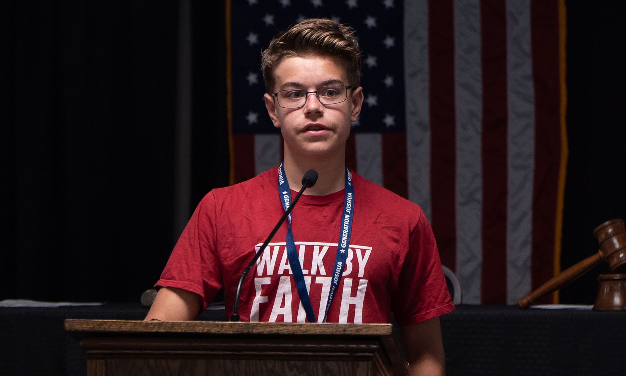 Student leading club